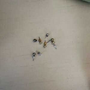 Set of 4 Stud Earrings ‼️